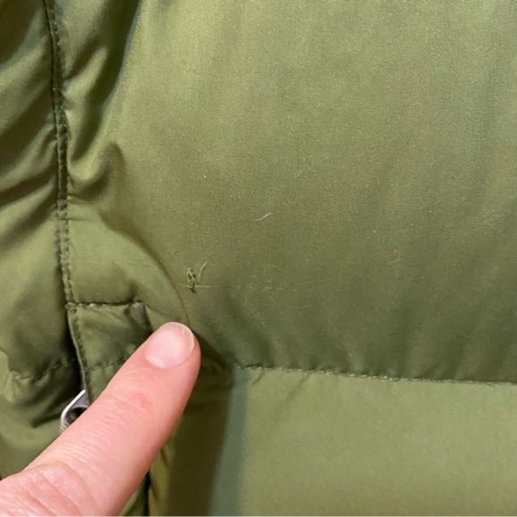 The North Face Women’s 1996 Retro Nuptse 700 down green down puffer Jacket - Picture 12 of 14